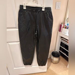 Express leather jogger size s